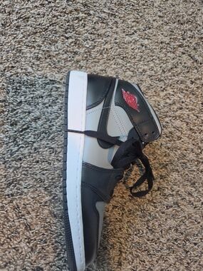 Air Jordan 1 Mid High-Top Sneaker